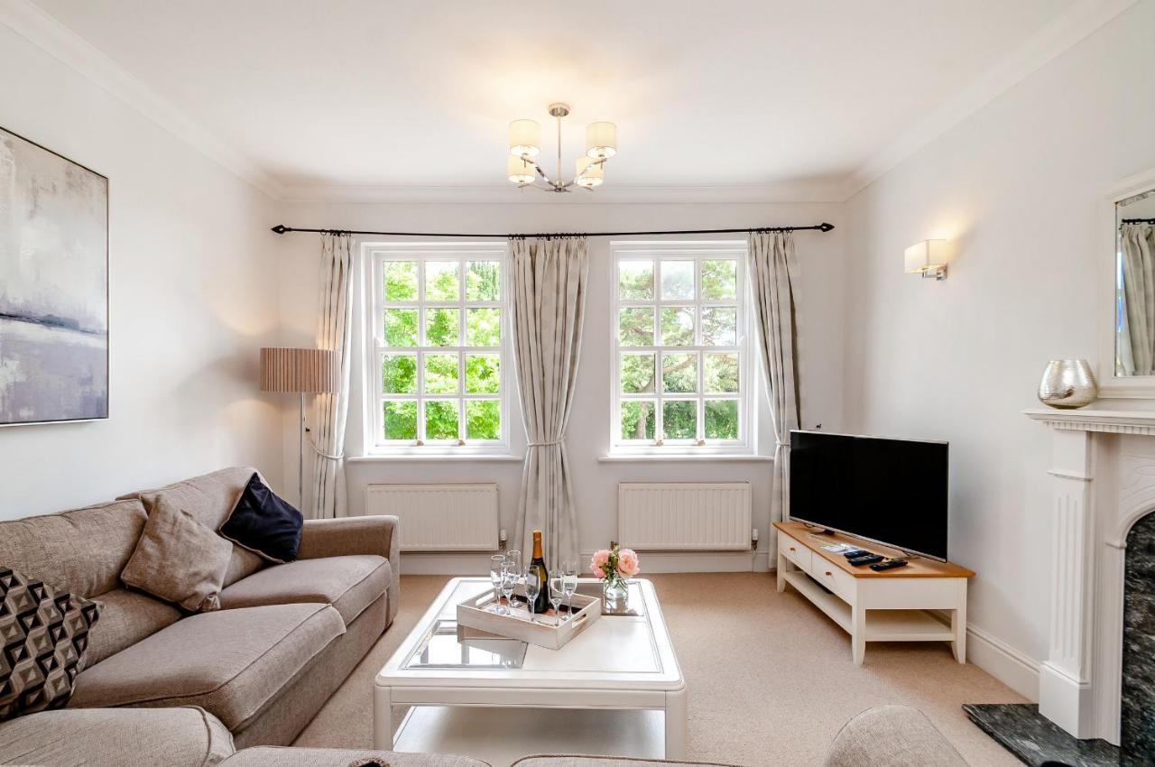 8 Kents Bank House Διαμέρισμα Grange-over-Sands Εξωτερικό φωτογραφία