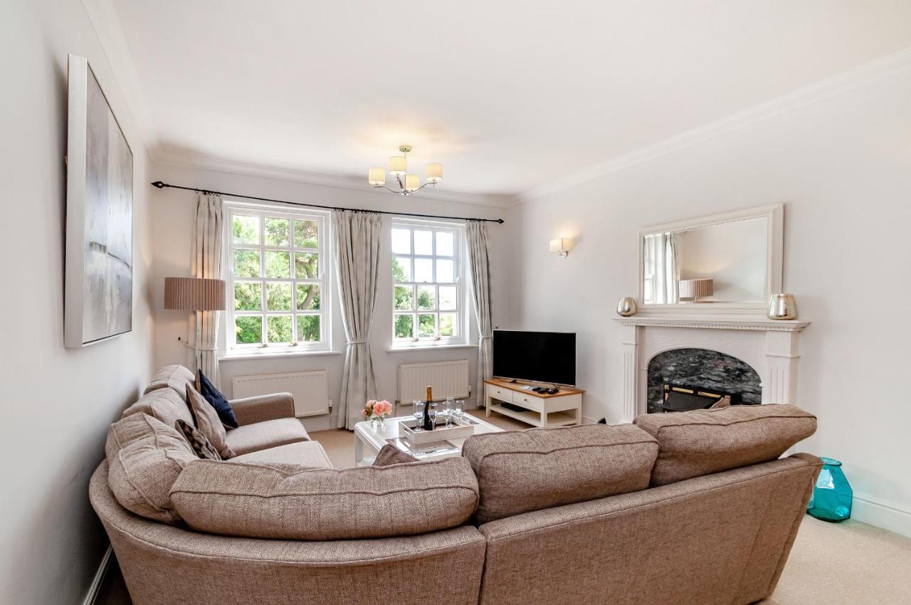 8 Kents Bank House Διαμέρισμα Grange-over-Sands Εξωτερικό φωτογραφία