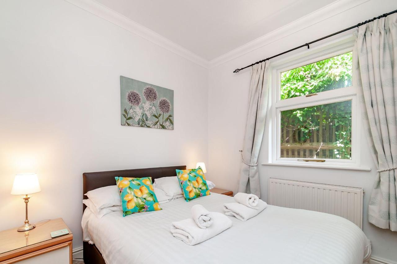 8 Kents Bank House Διαμέρισμα Grange-over-Sands Εξωτερικό φωτογραφία