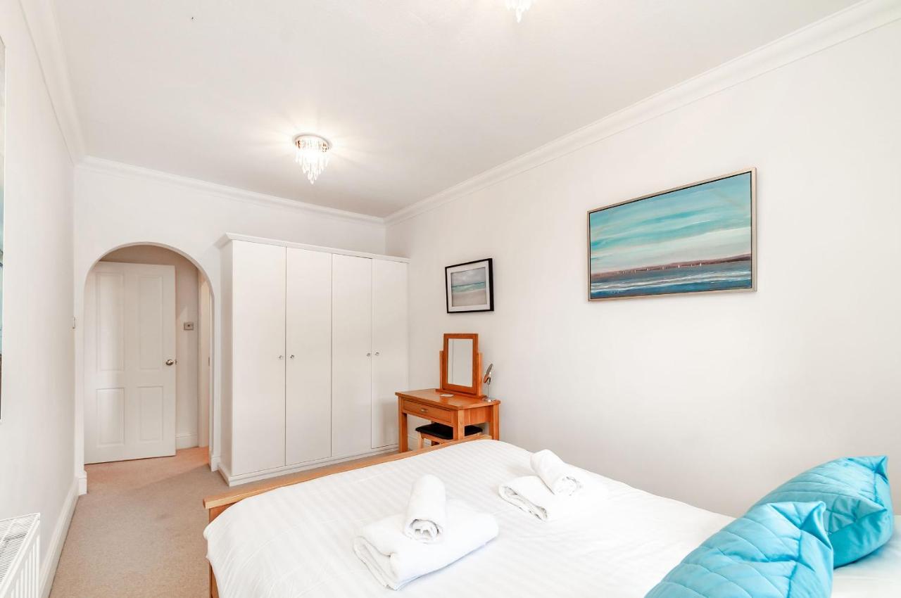 8 Kents Bank House Διαμέρισμα Grange-over-Sands Εξωτερικό φωτογραφία